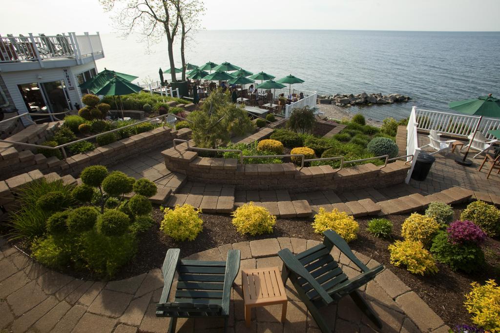 The Lakehouse Inn Geneva Exterior photo
