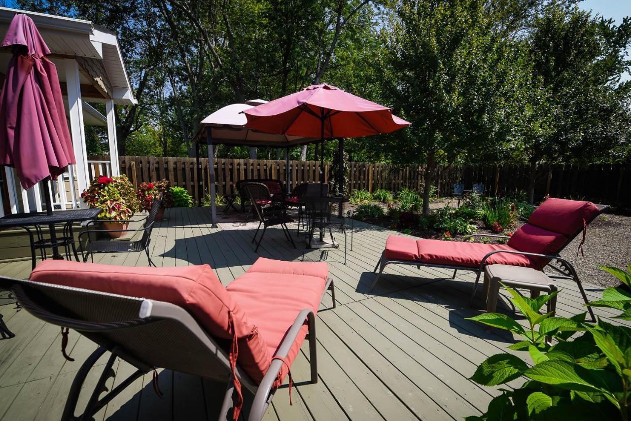 The Lakehouse Inn Geneva Exterior photo